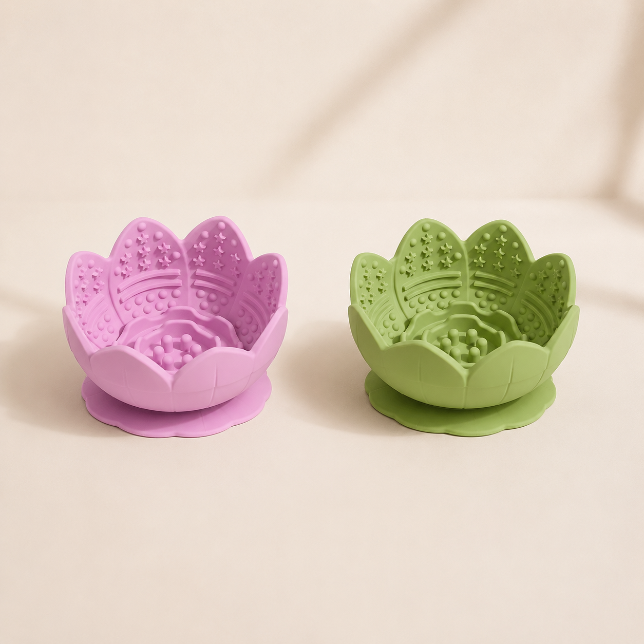 Bol de léchage fleur chien & chat — PRÉCOMMANDE